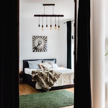 90Sqm 2Br Design Gem - Outdoor Terrace Apartamento Berlim Exterior foto
